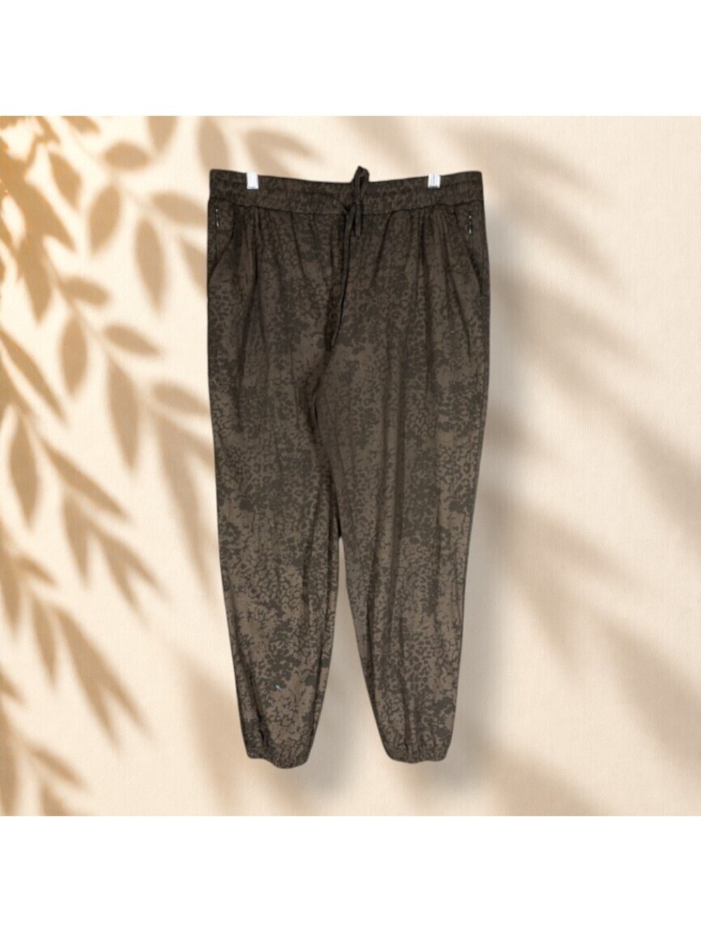 Zac & Rachel Activewear Sweatpants Women L Large Black Camouflage Drawstring Gym